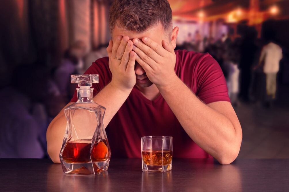 el consumo de alcohol como causa de prostatitis calculosa